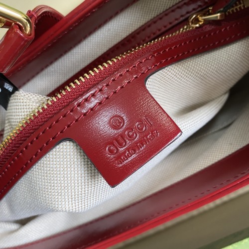  Handbag   Gucci  636706   size  28*19*4.5  cm