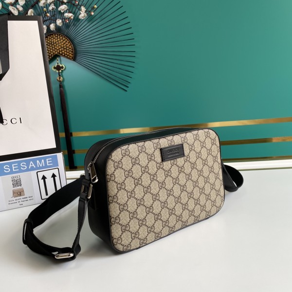  Handbag    Gucci   450947  size  25.5*17*7.5   cm