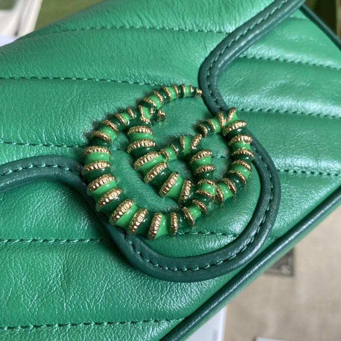  Handbag   Gucci  57496  size  16.5*10.2*5.1  cm