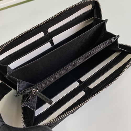  Handbag  Gucci  451249 size 19*10*2 cm