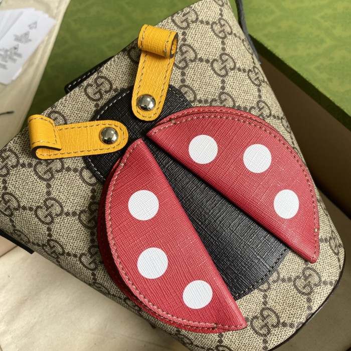  Handbag  Gucci 666277 size 11*20*16.5 cm