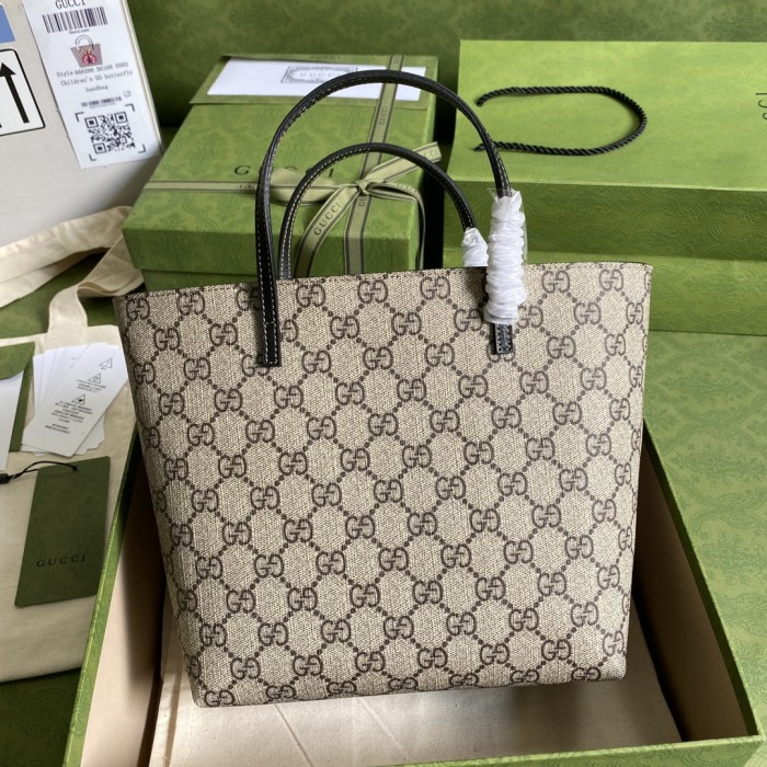   Handbag Gucci 666288 size 21*20*10 cm