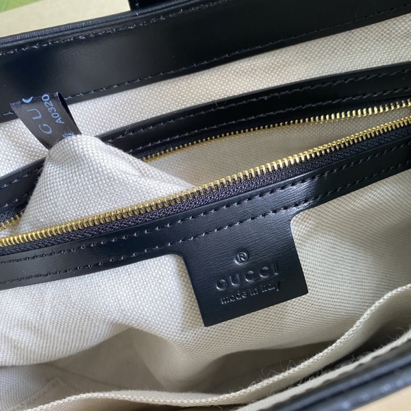 Handbag   Gucci  636706  size  28*19*4.5  cm