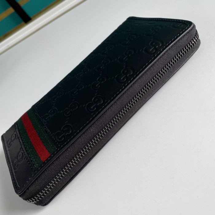  Handbag   Gucci 291105 size 19*10*2 cm