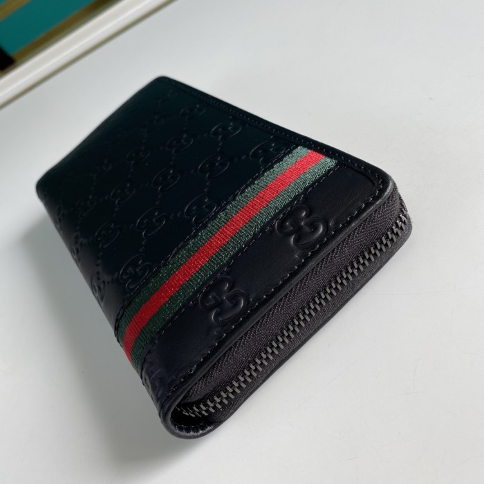  Handbag   Gucci 291105 size 19*10*2 cm