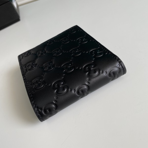 Handbag  Gucci 365466 size 11*9*1.5 cm