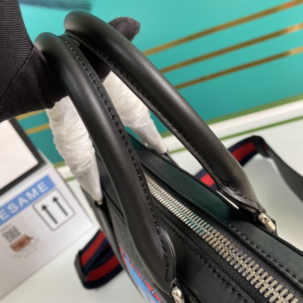  Handbag   Gucci    474135  size  36*28*7   cm