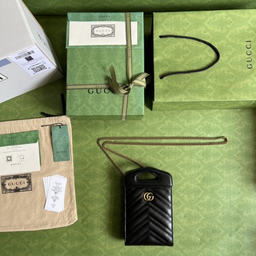  Handbag   Gucci  699756   size  14*23*4.5   cm