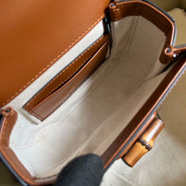 Handbag  Gucci  735116 size 17*12.5*8 cm