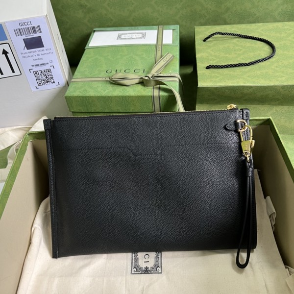  Handbag   Gucci  681200 size 30.5*22 cm