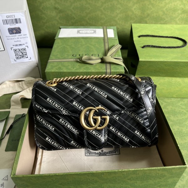  Handbag   Gucci 443497 size 26*15*7 cm