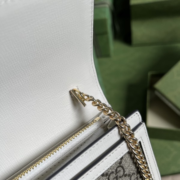  Handbag  Gucci 652681  size  19*10*3.5 cm