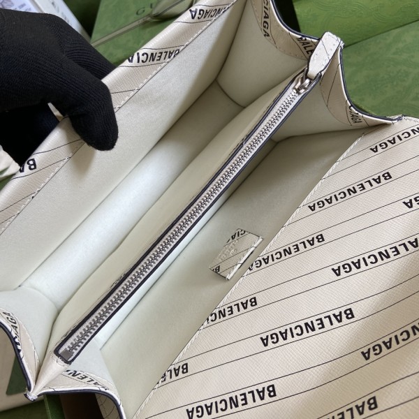  Handbag   Gucci 400249 size 28×18×9 cm