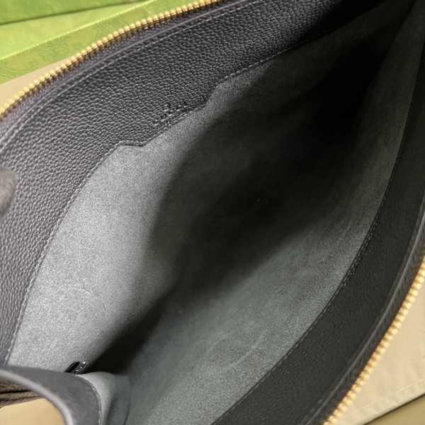  Handbag   Gucci  681200 size 30.5*22 cm