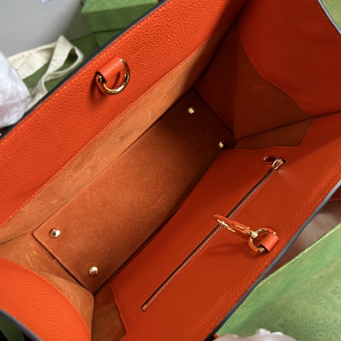  Handbag   Gucci  674822 size 31.5*26.5*15 cm