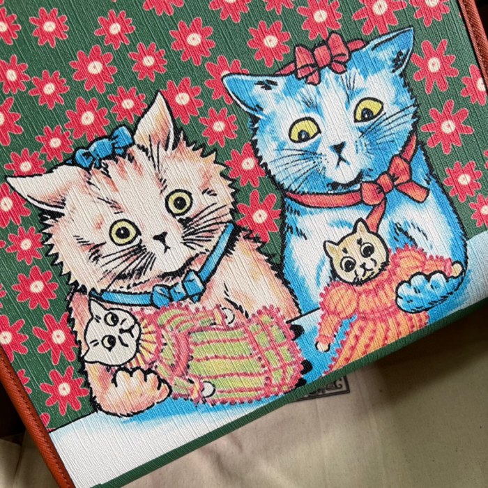  Handbag   Gucci 605614 size 28*26.5*9 cm