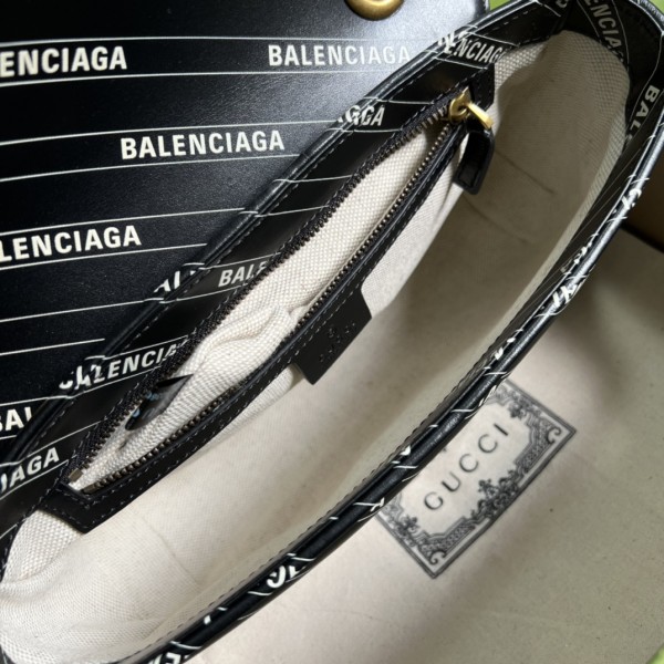  Handbag   Gucci 443497 size 26*15*7 cm