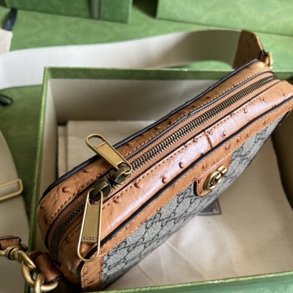  Handbag   Gucci  710861  size 23.5x 16x 4.5  cm