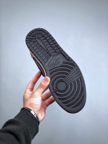 Jordan 1 Low OG EX Black Smoke Grey