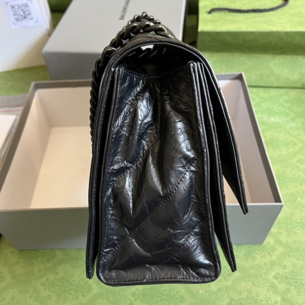  Handbag  Gucci  716393  size  31x19.8x6.9  cm