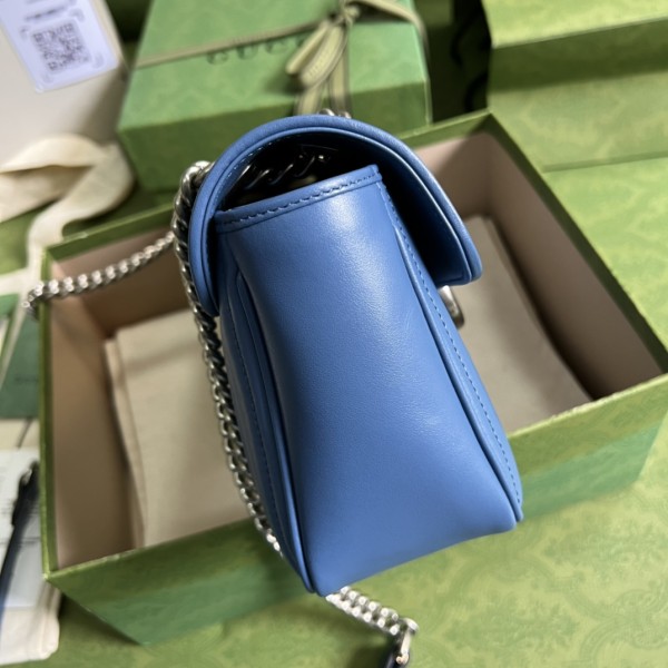  Handbag   Gucci  443497  size  26*15*7 cm