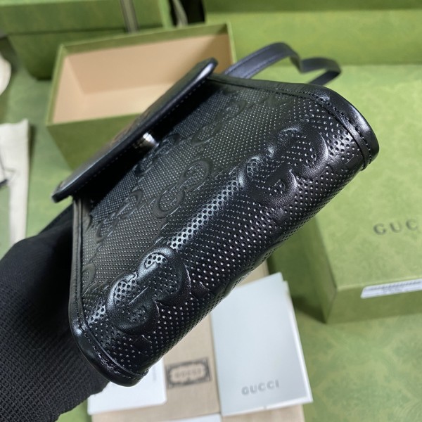  Handbag  Gucci 625571 size 11.5*18*3.5  cm