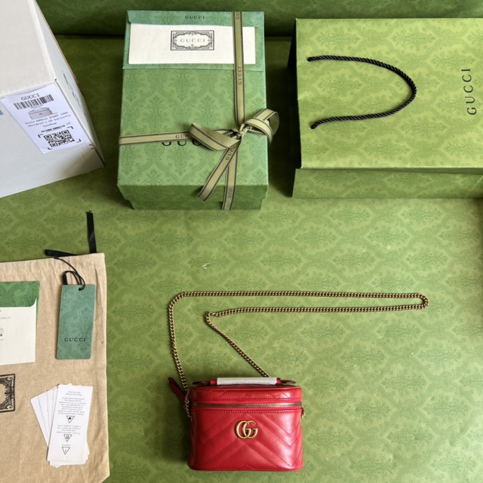  Handbag   Gucci  699515  size 16x10.5x5.5 cm