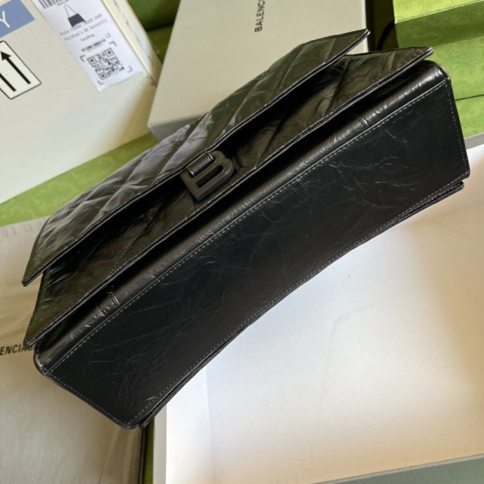  Handbag  Gucci  716393  size  31x19.8x6.9  cm