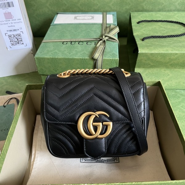 Handbag  Gucci  739682 size 18*13.5*8 cm