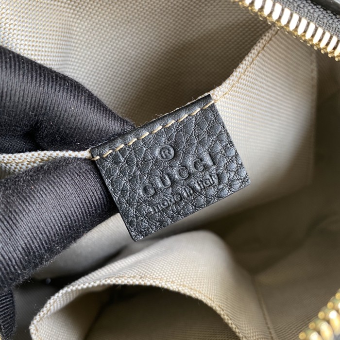 GUCCI Soho Cow Leather Camera Bag, Shoulder Bag, Crossbody Bag Small Women's Black 308364-A7M0G-1000 size 21*7*15 cm