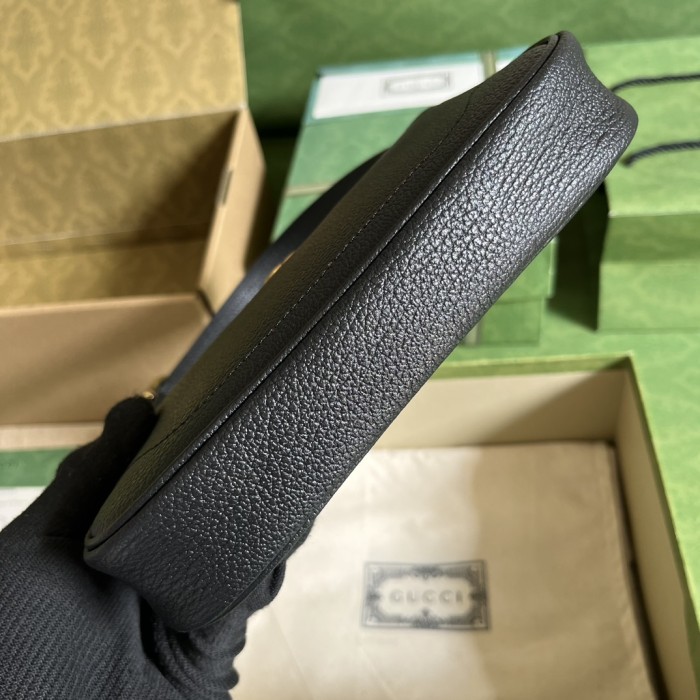 Handbag   Gucci  739076  size 21*12*4  cm