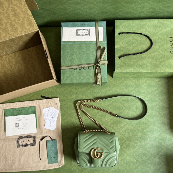 731817   Gucci  739682  size  18*13.5*8 cm