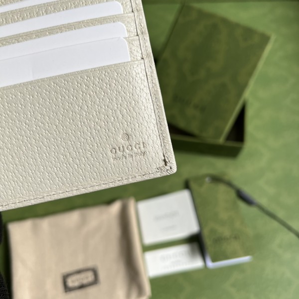  Handbag  Gucci 597606  size 12*9.5*1.5 cm