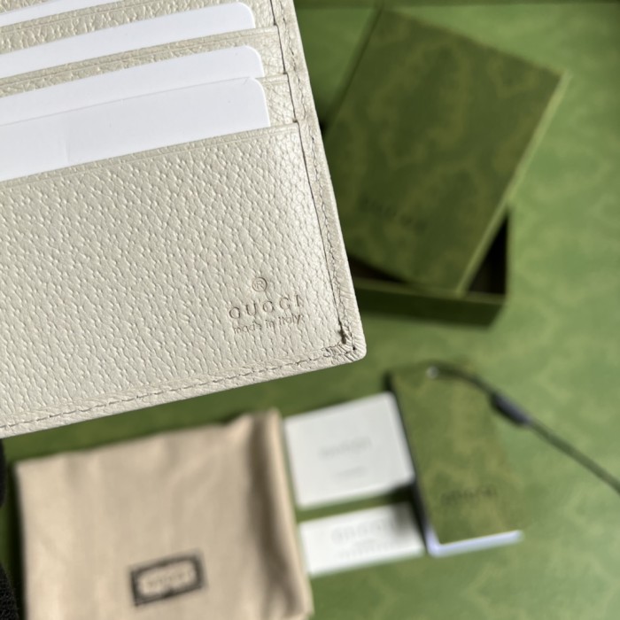  Handbag  Gucci 597606  size 12*9.5*1.5 cm