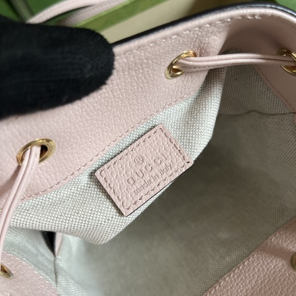  Handbag   Gucci 550620 size 15.5*19*9  cm