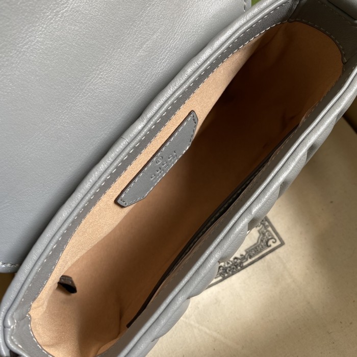  Handbag   Gucci  583571 size 21*15.5*8 cm