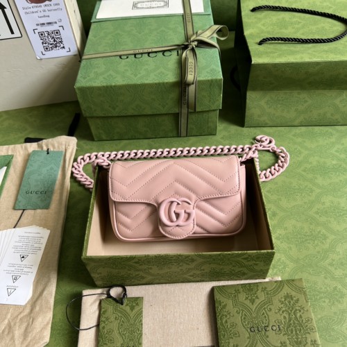 Handbag   Gucci  699757  size  16.5x10.2x5.1 cm  