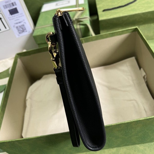  Handbag   Gucci  681200 size 30.5*22 cm