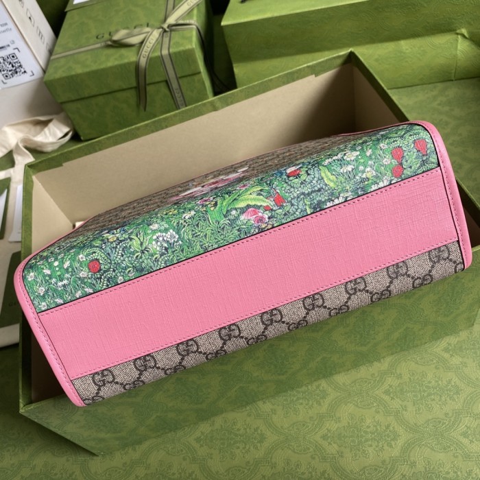  Handbag   Gucci  605614 size 28*26.5*9  cm