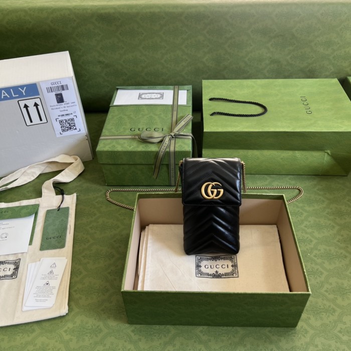  Handbag   Gucci  672251 size 20*10*3.5 cm
