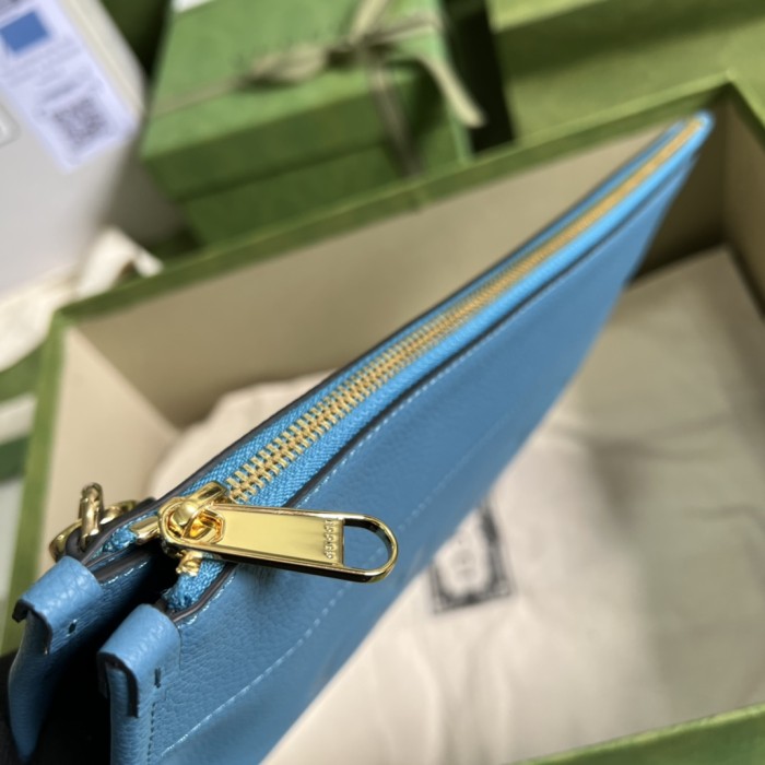  Handbag   Gucci  681200  size 30.5*22 cm