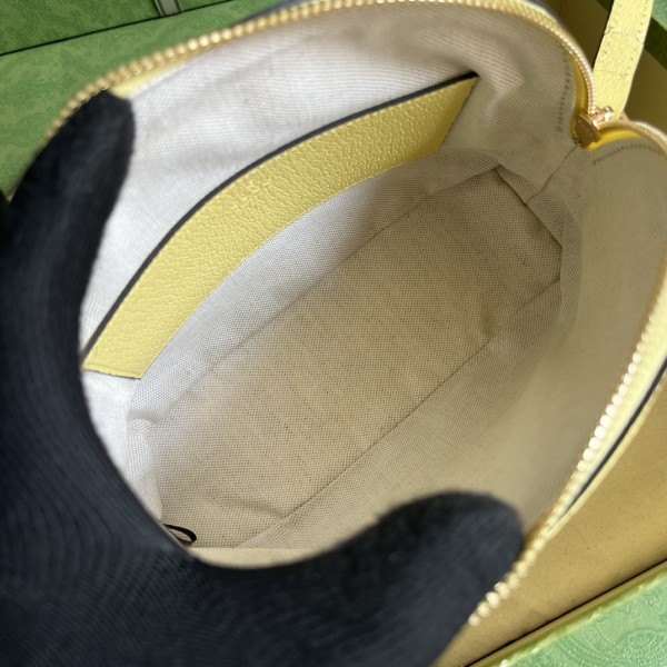  Handbag  Gucci  499621  size 23*19*8  cm