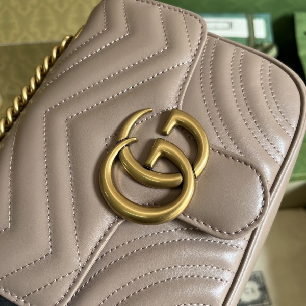  Handbag   Gucci  739682  size 18*13.5*8 cm