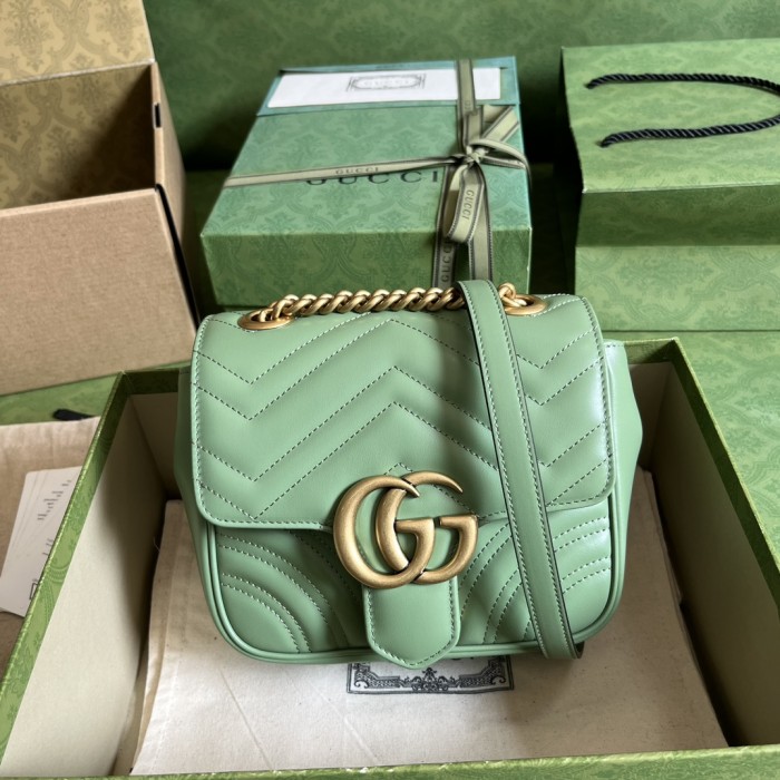 731817   Gucci  739682  size  18*13.5*8 cm