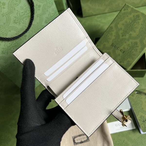 Handbag   Gucci 645536  size 11× 8.5x 3 cm