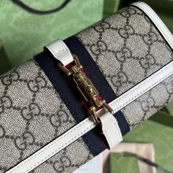  Handbag  Gucci 652681  size  19*10*3.5 cm