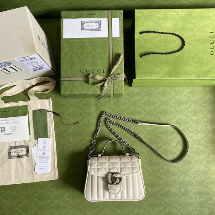  Handbag   Gucci  583571 size 21*15.5*8 cm