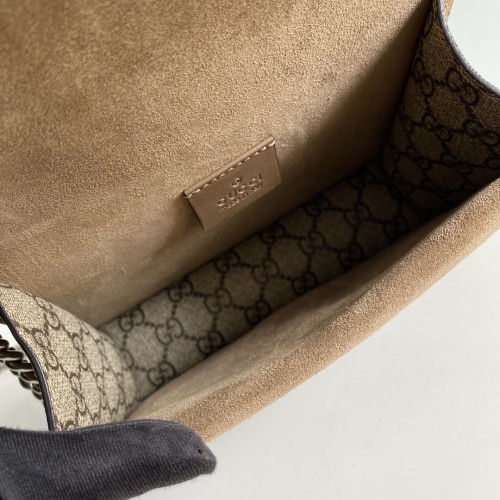  Handbag  Gucci  421970 size 20*15.5*5 cm