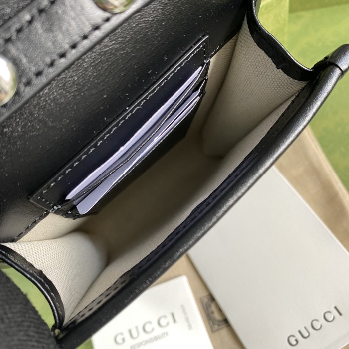  Handbag  Gucci 625571 size 11.5*18*3.5  cm