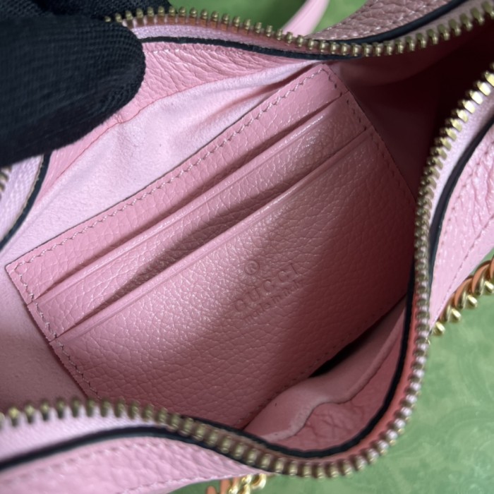  Handbag   Gucci  731817  size 25*19*7  cm